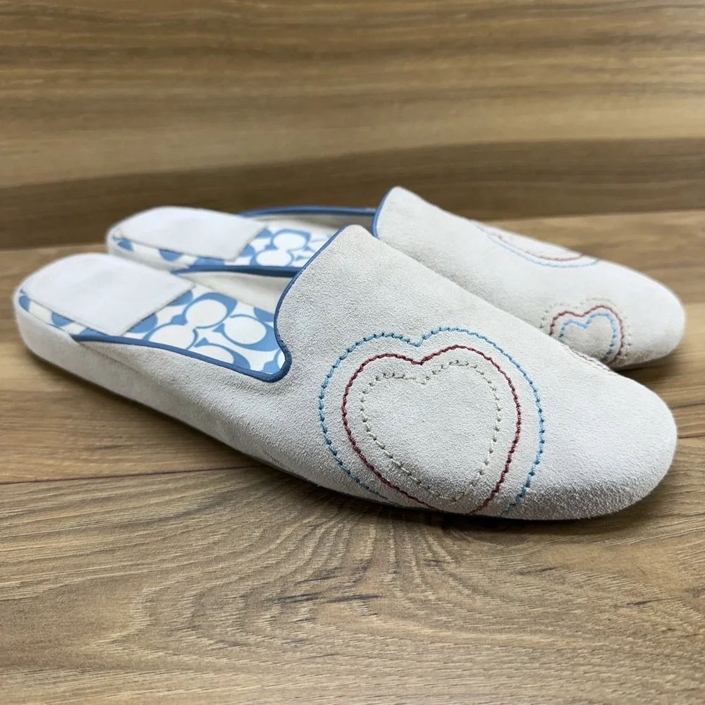 COACH Y2K Bone Suede Slippers House Womens 9 Heart Stitched Zoey